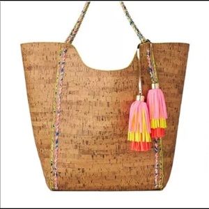 Lilly Pulitzer Can’t Resist Pool Tote